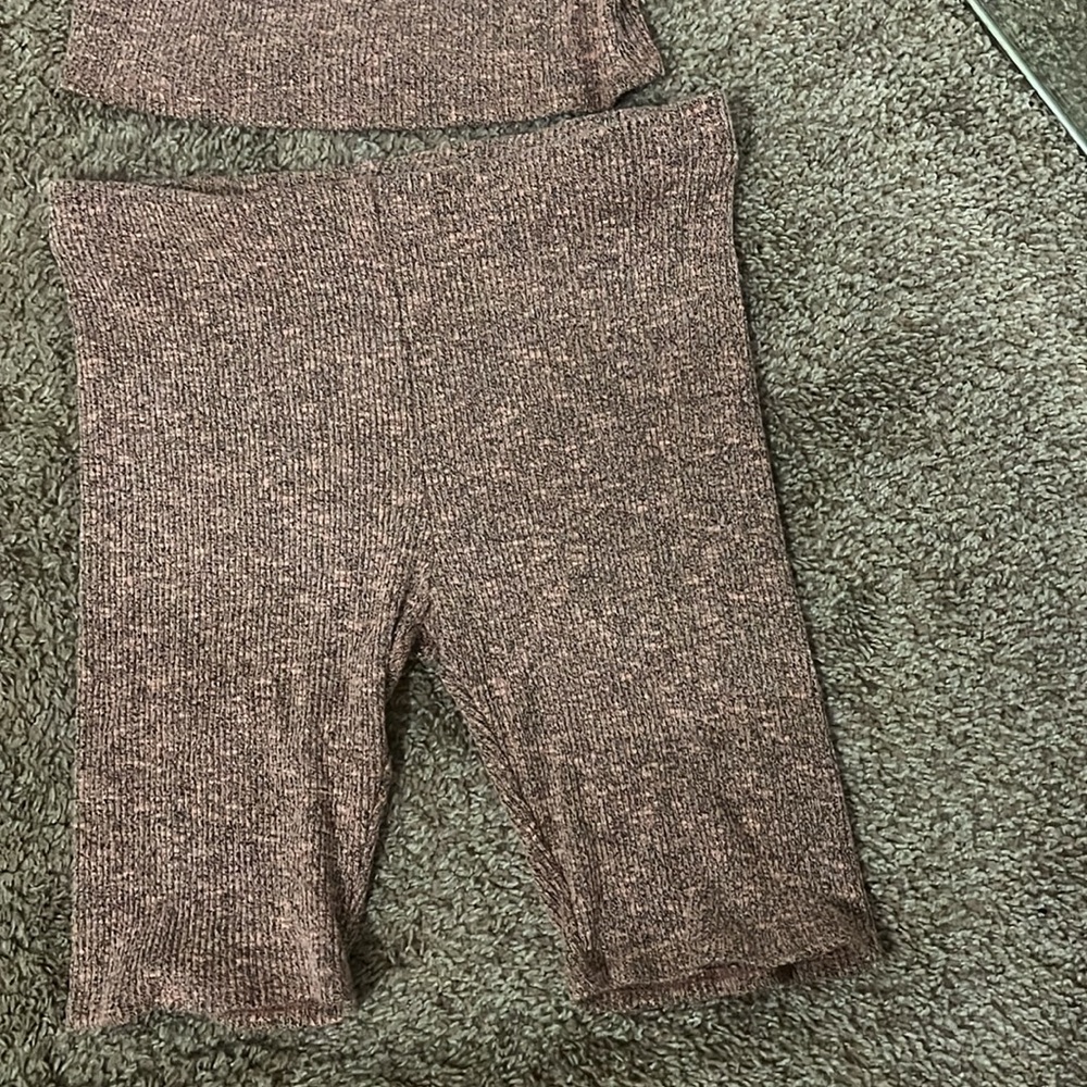 Two Piece Set - Picture 3 of 4